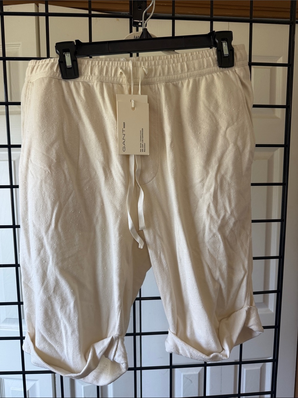 Gant Cream Drawstring Cuffed Lounge Shorts